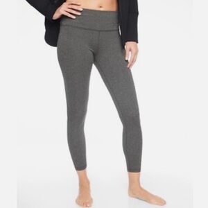 Athleta Charcoal Elation 7/8 Leggings size Medium Petite